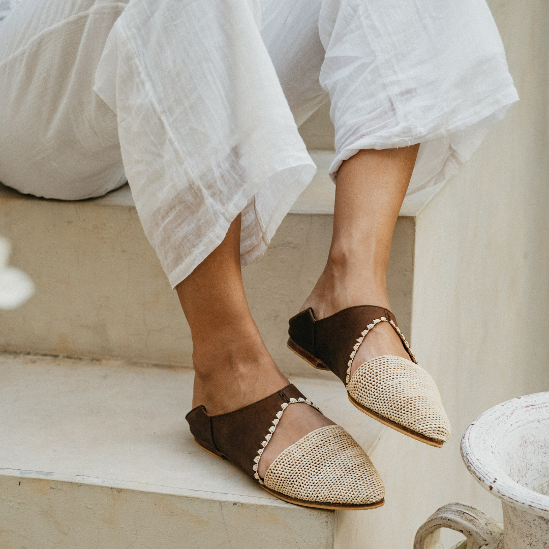 Yara Women's Shoes Earth