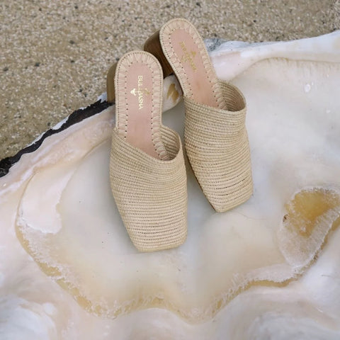 Igider, sustainable, handmade heels made from natural materials by Bulibasha