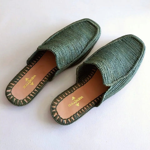 Munatas Green, sustainable, handmade sandals made from natural materials by Bulibasha