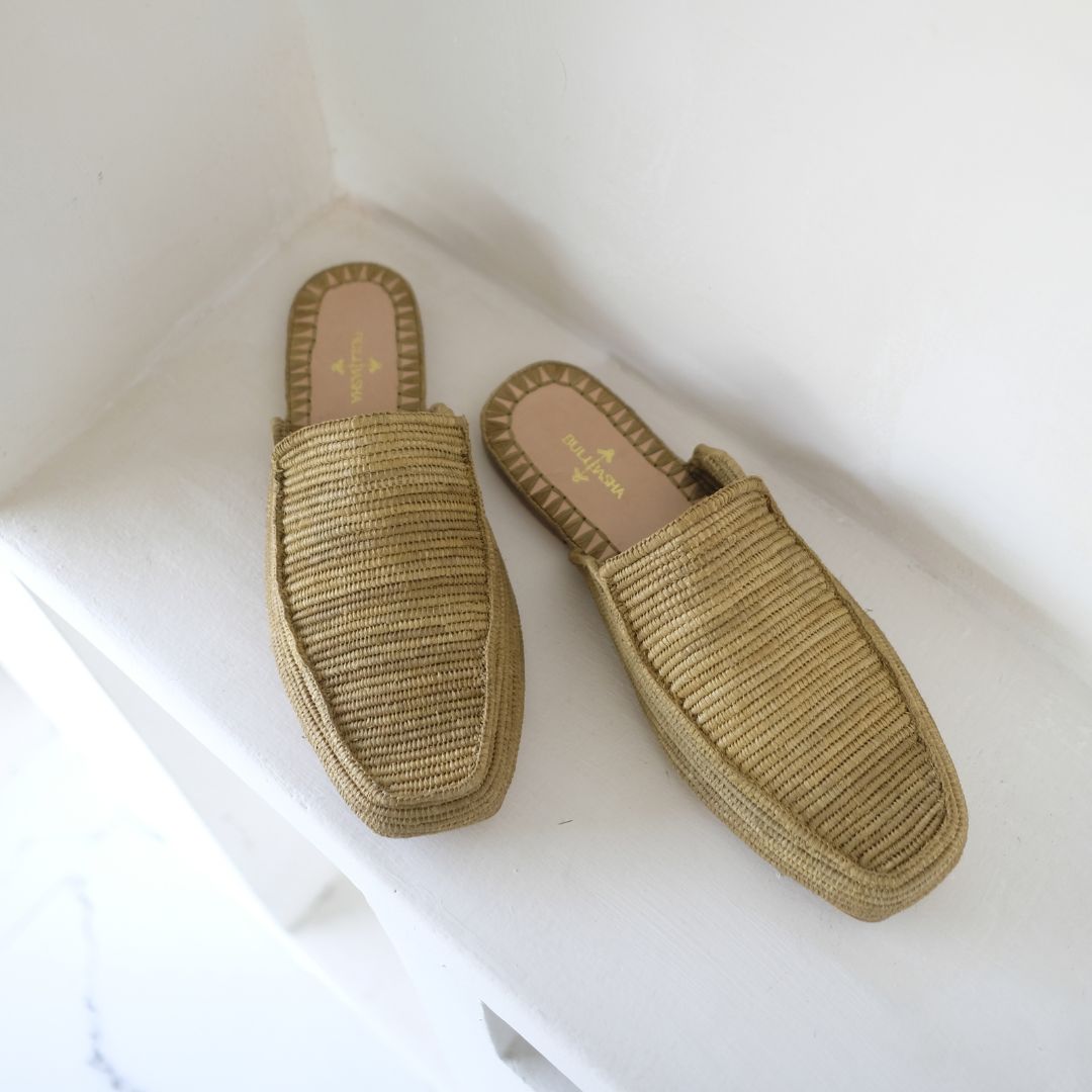 Munatas Ochre, sustainable, handmade sandals made from natural materials by Bulibasha