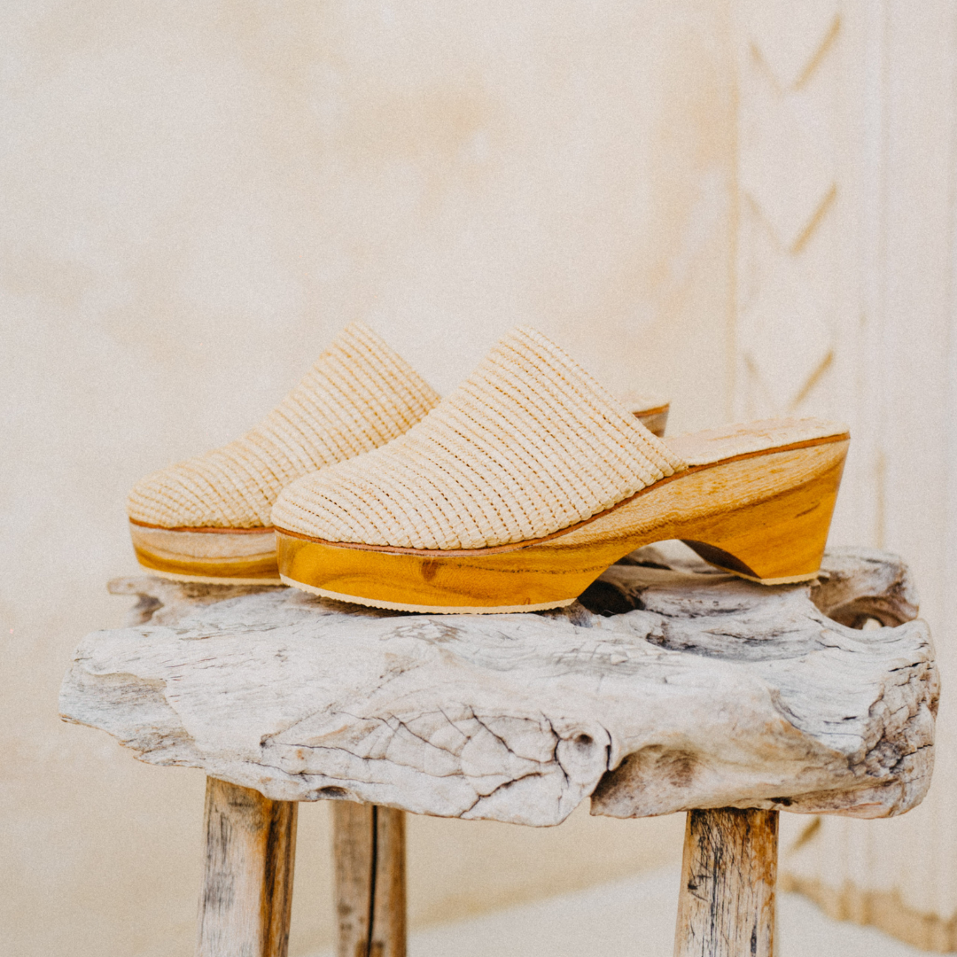 Mohya Damenclogs Naturbeige