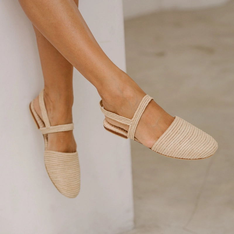 Wararni, sustainable, flats made from natural materials by Bulibasha