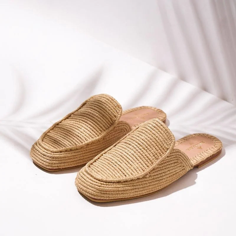 Munatas Neutral, sustainable, handmade sandals made from natural materials by Bulibasha
