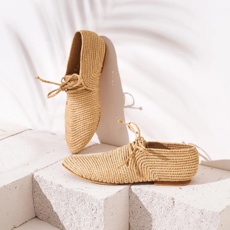 Takama Neutral, sustainable, shoes made from natural materials by Bulibasha