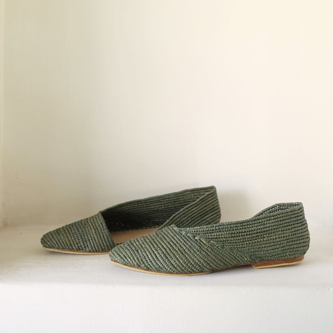 Ayyur Green, sustainable, handmade flats made from natural materials by Bulibasha