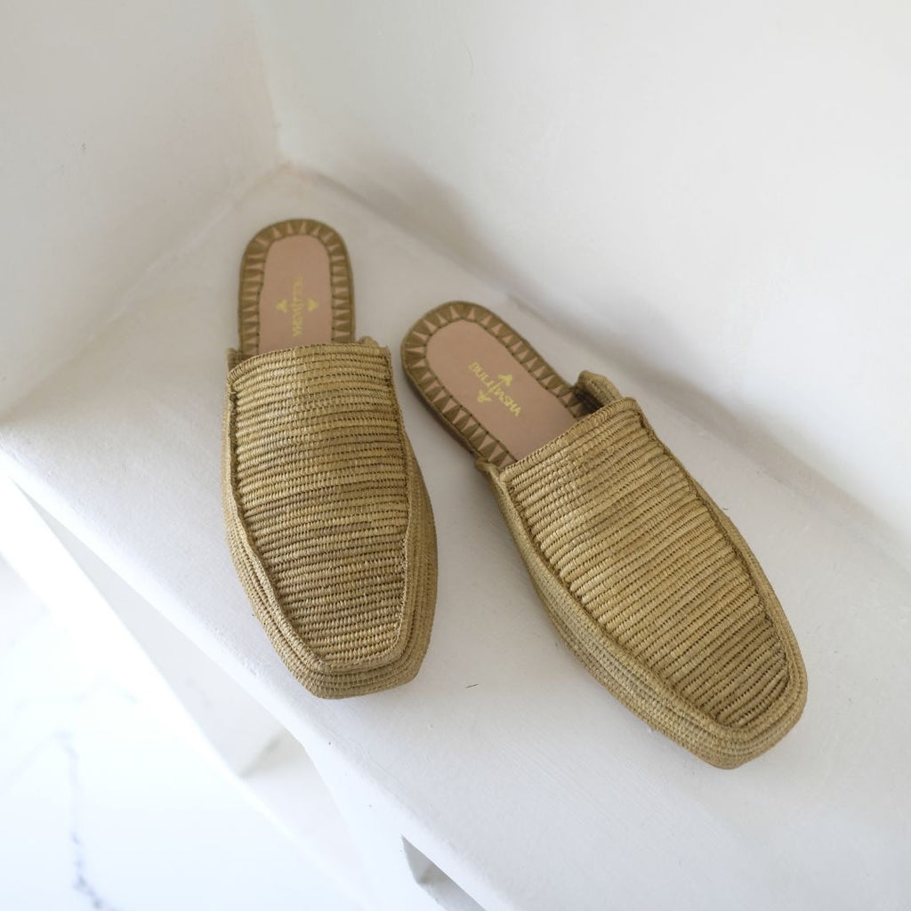 Munatas Ochre Men
